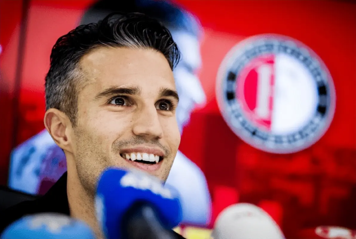 星空体育app下载-加时末段葡超传出新动向，费耶诺德刷新队史纪录，管理层表态：更衣室稳定，数据趋势出现新变化(费耶诺德今天3点的比赛视频)